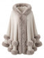 Cape Poncho en Maille à Capuche et Bordure en Fourrure Années 1930