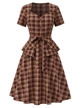 [Prévente] Ensemble 2 pièces haut rouge à basque et encolure diamant et jupe à carreaux Années 1950 - 2