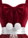 Ensemble robe de Noël rouge en velours à tablier, nœud et bordure en résille années 1940 - 3