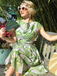 [Prévente] Robe rose peinte à l'huile verte des années 1960