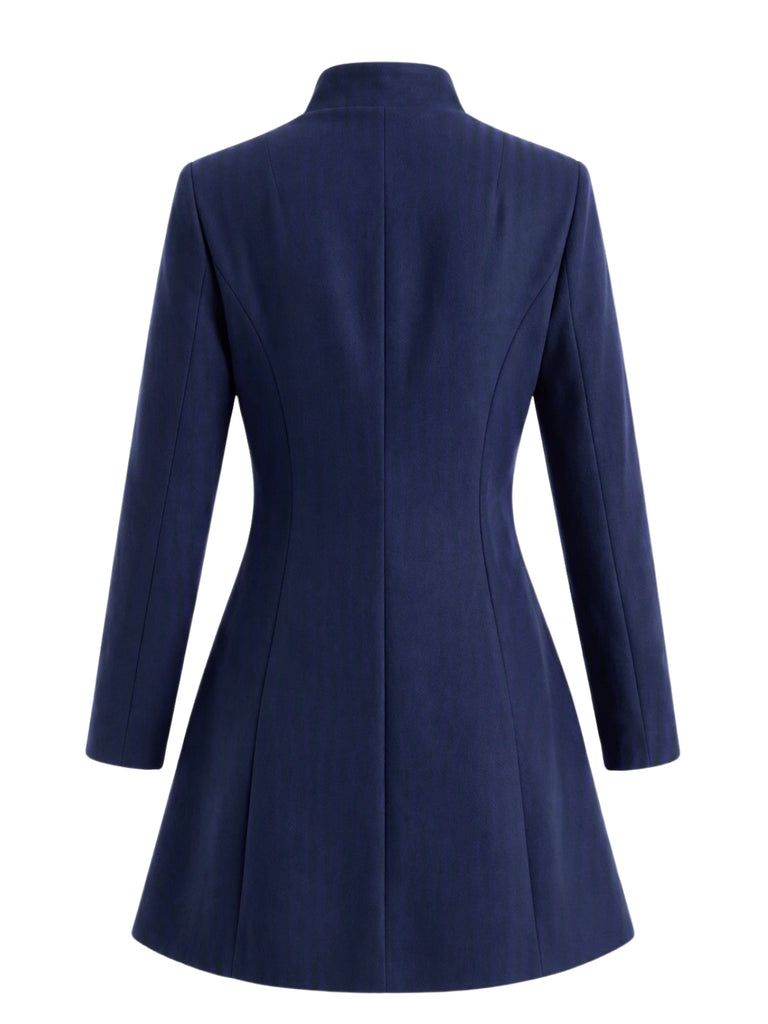 Manteau rouge uni à col à revers, manches longues et boutons années 1940 - 6