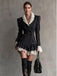 Robe blazer à col à revers en dentelle et ourlet volanté années 1960 - 4