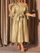 [Grande Taille] Robe Dorée à Découpes aux Épaules et Empiècements en Dentelle Années 1950 - 6
