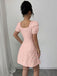 Robe en jacquard floral à col carré et manches bouffantes années 1960 - 4