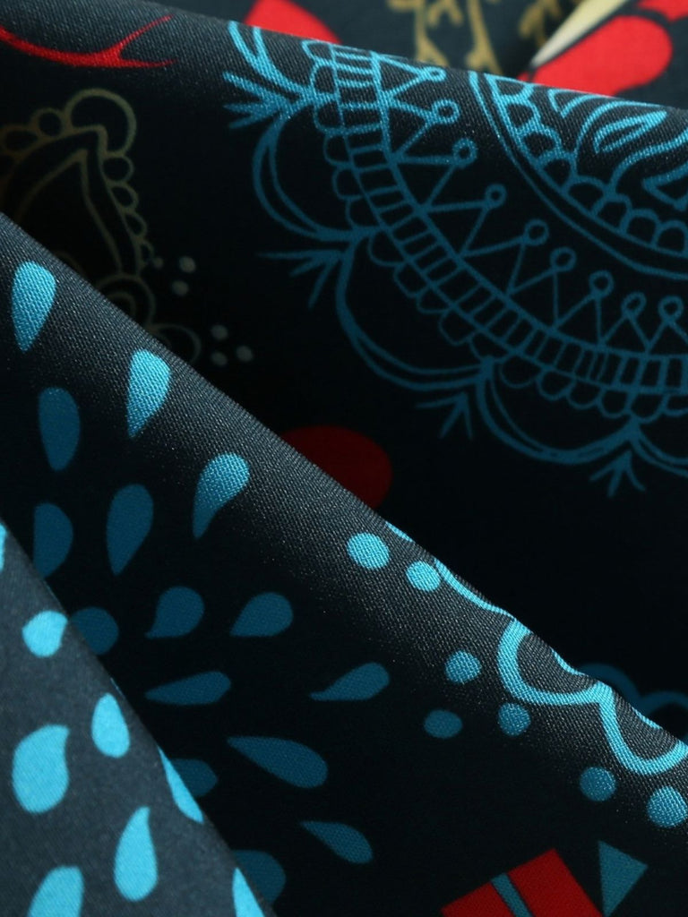 Robe Évasée Multicolore à Imprimé de Noël et Encolure Festonnée Années 1950 - 5