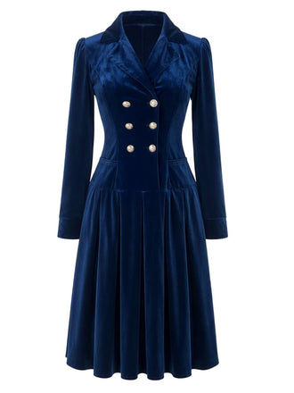 Robe plissée bleu marine en velours à col revers et double boutonnage Années 1950 - 2