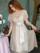 Robe de cocktail champagne en tulle satiné années 1950