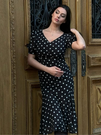 Robe sirène noire en mousseline à pois des années 1930