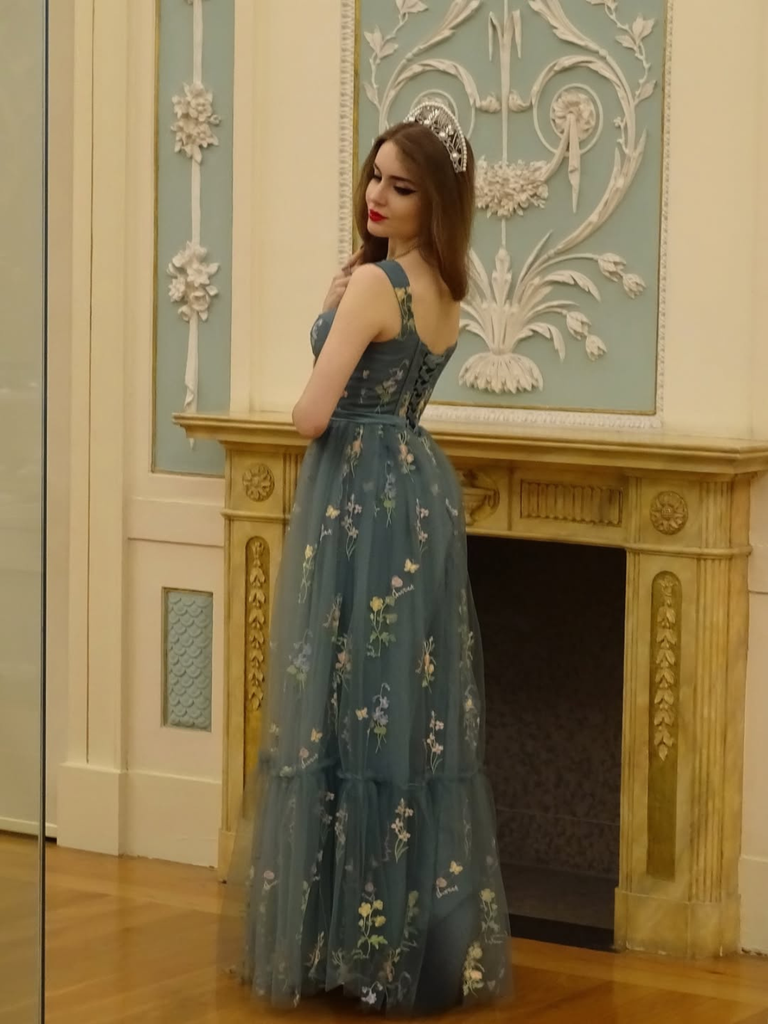 Robe en maille florale à lacets et baleines des années 1930