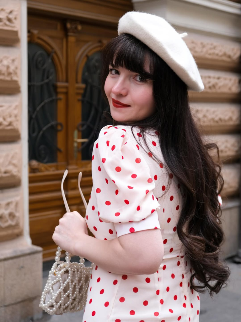 Robe sirène beige à pois des années 1930 Chic