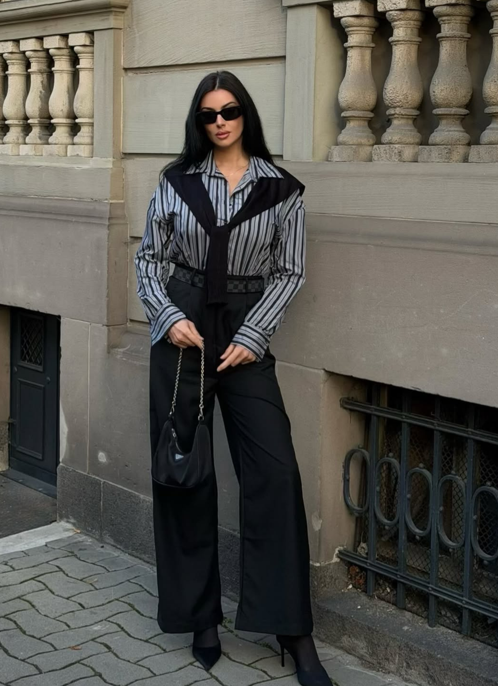 T-Shirt Femme Col V Rétro Années 80 – I Love The 80s Vibes Fun Et Nostalgique
