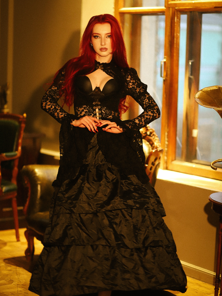 [Prévente] Robe victorienne noire en dentelle à manches gigot des années 1980