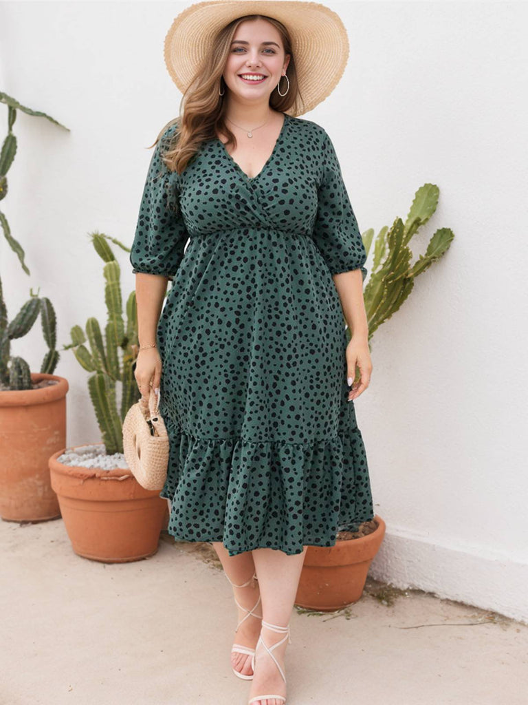Robe à pois grande taille à manches mi-longues et col en V des années 1950