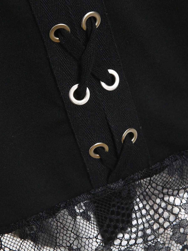 Haut noir en dentelle à manches chauve-souris d'Halloween des années 1950