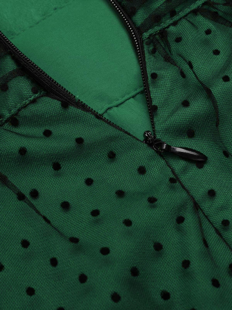 Robe en maille à pois dos nu de Noël verte des années 1950