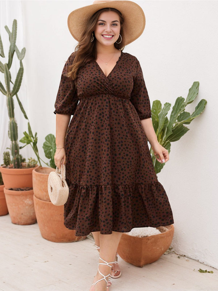 Robe à pois grande taille à manches mi-longues et col en V des années 1950