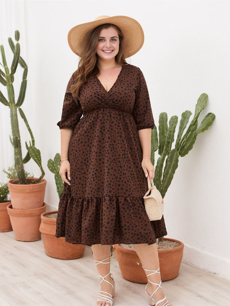 Robe à pois grande taille à manches mi-longues et col en V des années 1950