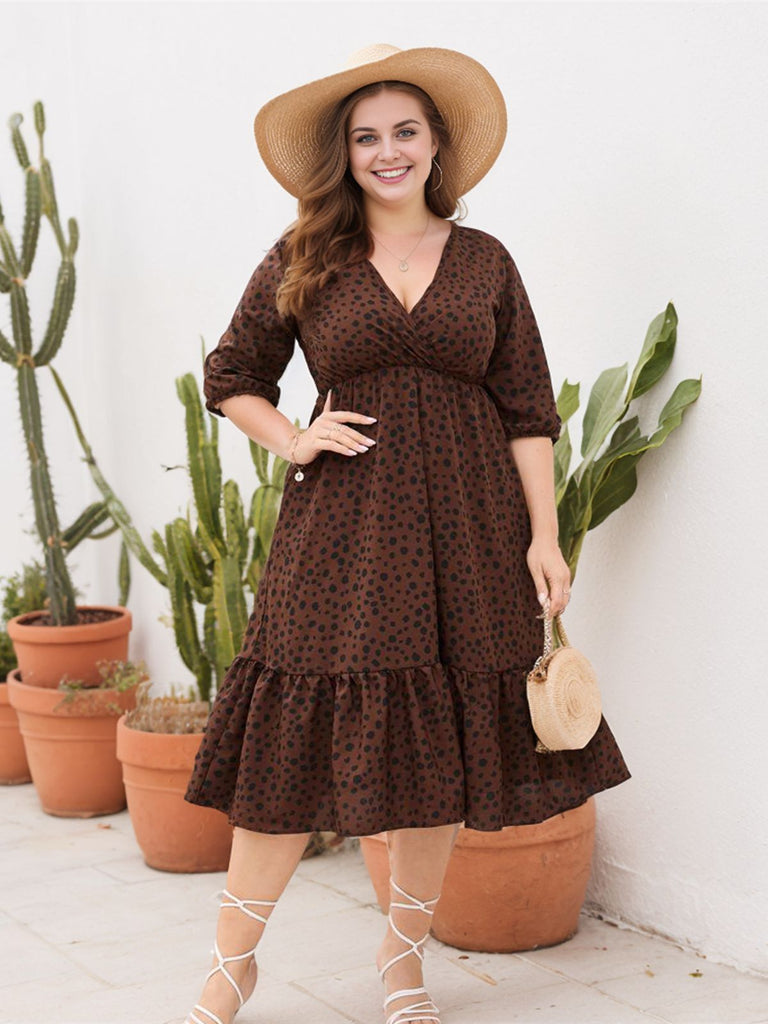 Robe à pois grande taille à manches mi-longues et col en V des années 1950