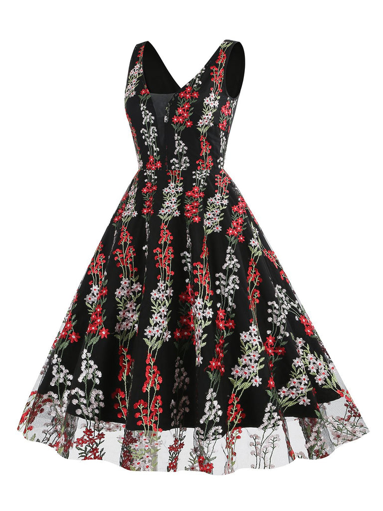 1950s Embroidered Floral V-Neck Swing Dress