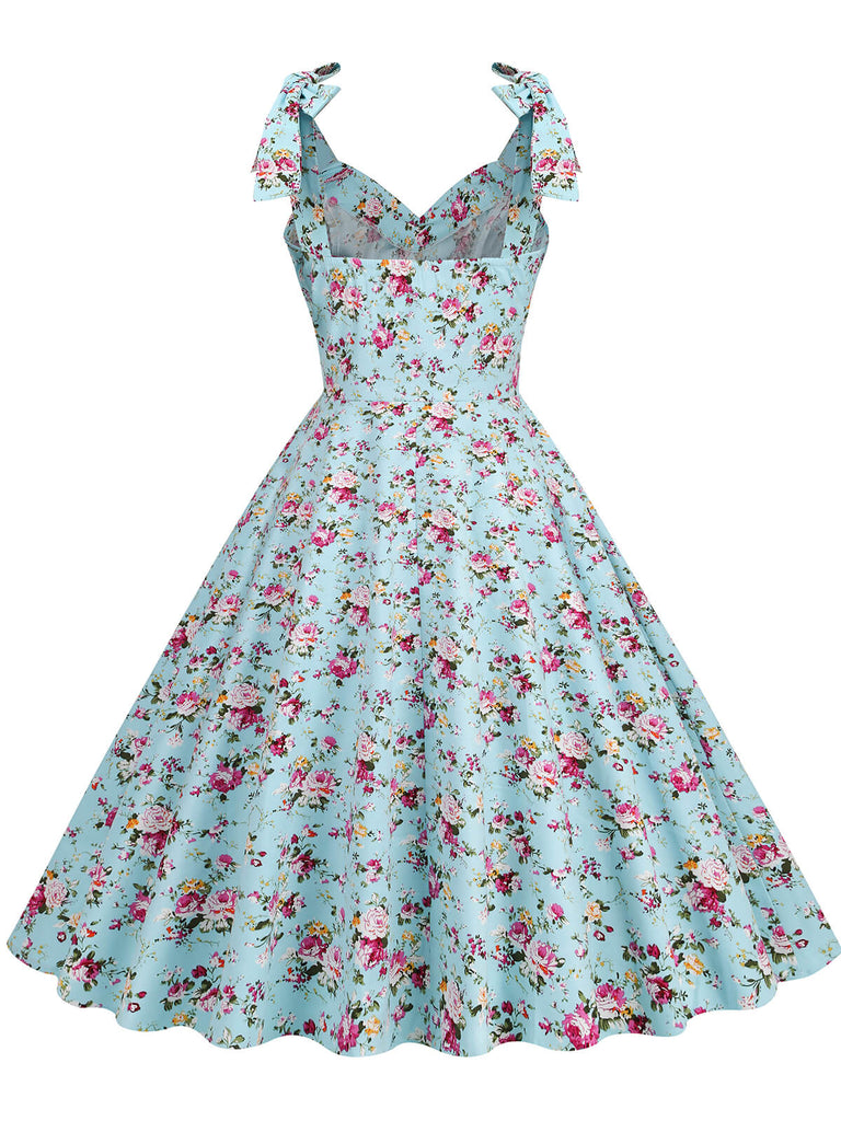 Robe trapèze florale à lacets et col en V des années 1950