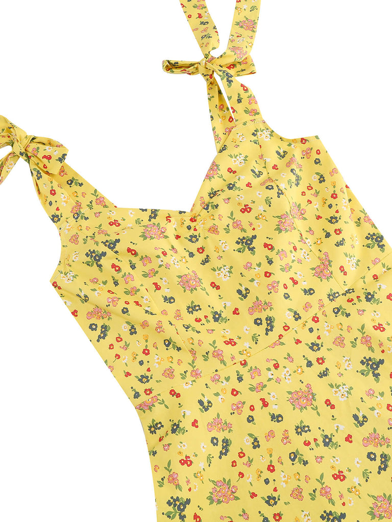 Robe trapèze florale à lacets et col en V des années 1950
