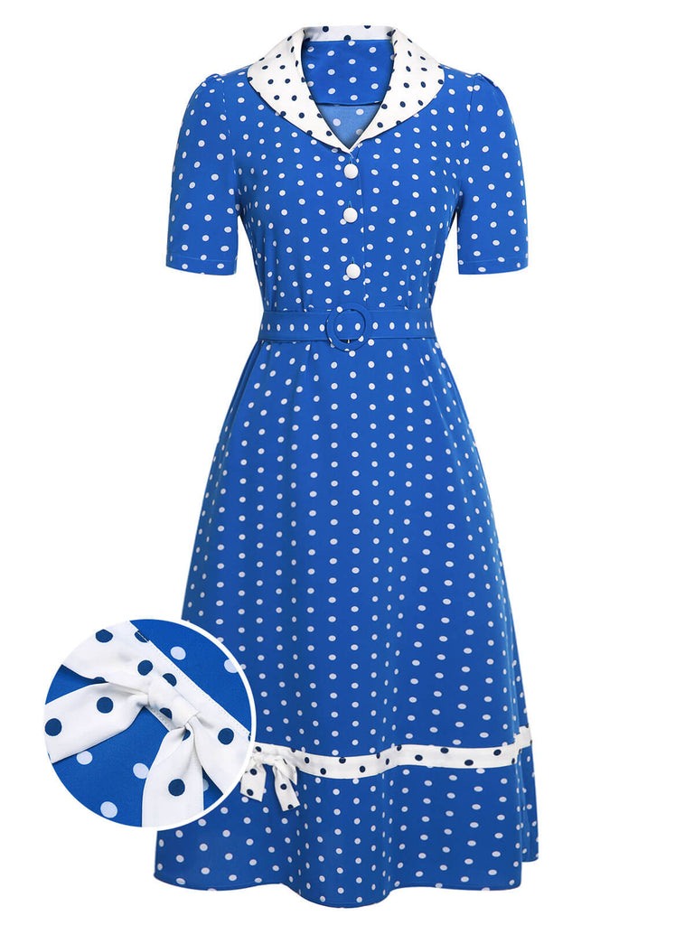 Robe à revers à pois bleue et blanche des années 1940