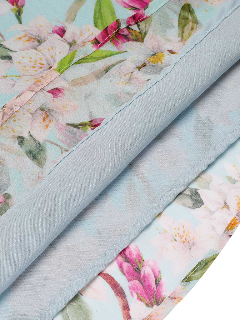 Robe bleue à fleurs et col carré des années 1950