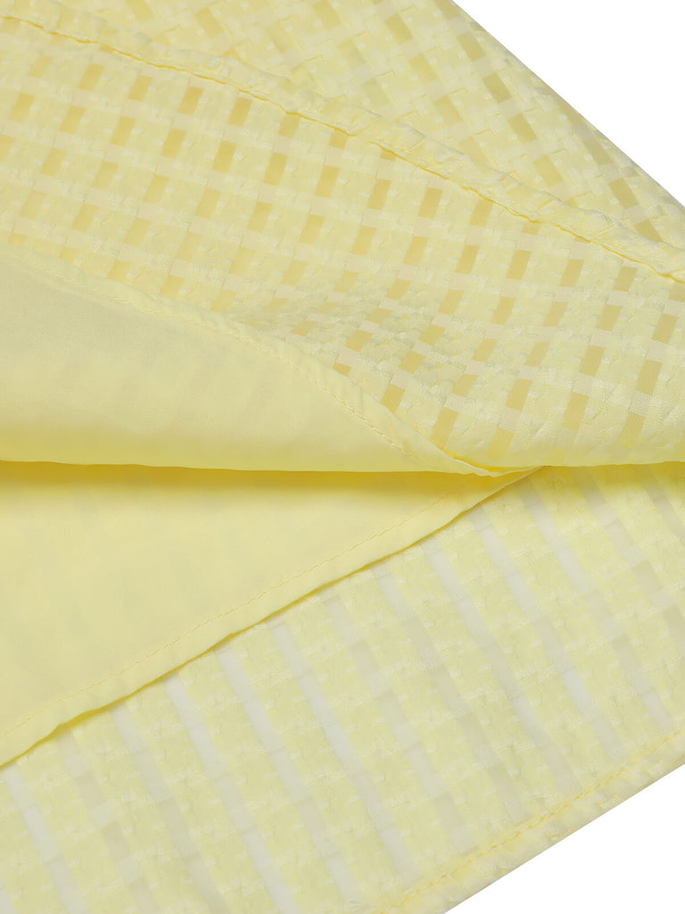 Mini-robe jaune à boutons et col carré des années 1950