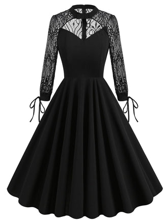 Robe noire patchwork brodée de dentelle d'Halloween