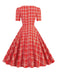 Robe évasée à carreaux vichy des années 1950 à encolure carrée