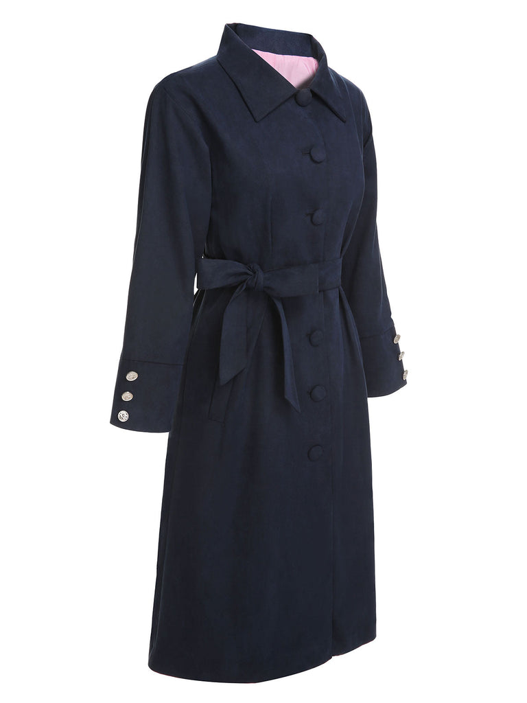 Manteau ceinturé à revers uni bleu foncé des années 1950