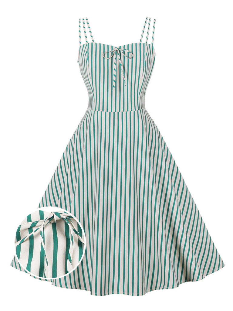 Robe verte et blanche à bretelles à col carré des années 1950