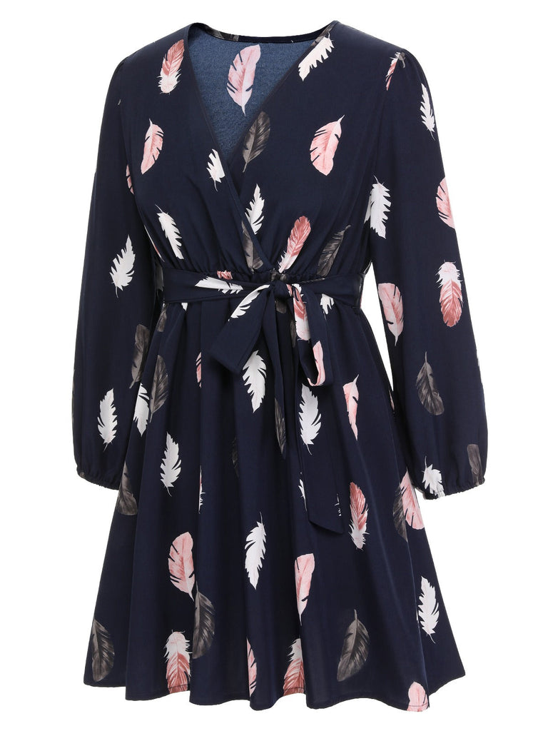 Robe taille plume à col en V des années 1950 grande taille