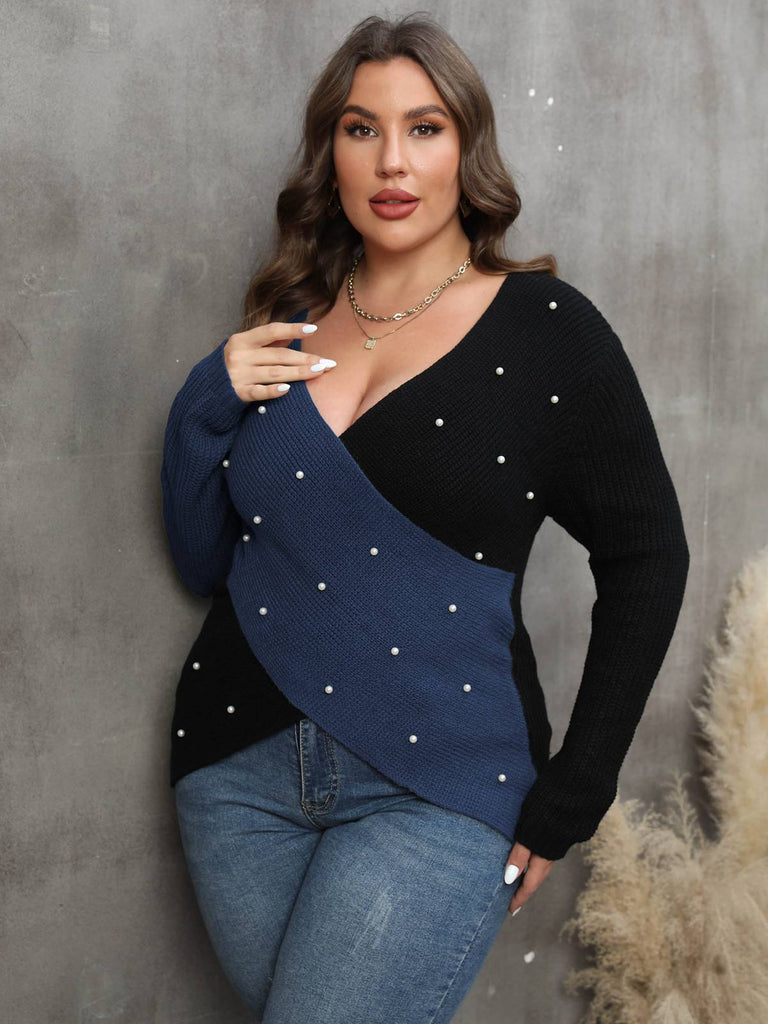 Pull croisé à col en V des années 1960 de grande taille avec perle