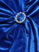 Robe en velours plissée bleu foncé à col en V des années 1960