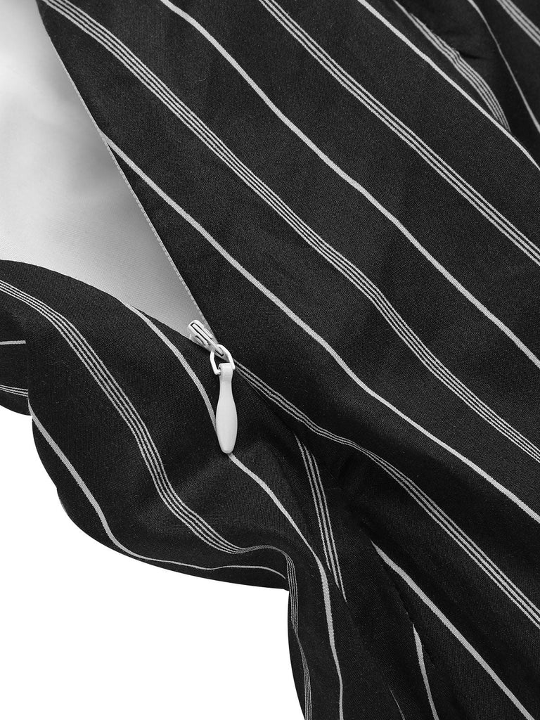 Robe patchwork rayée noire et blanche à col en V profond des années 30