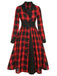 Robe noire et rouge à revers boutonné à carreaux vichy des années 1950