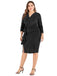 Robe pailletée à col en V et fente latérale de grande taille des années 1960