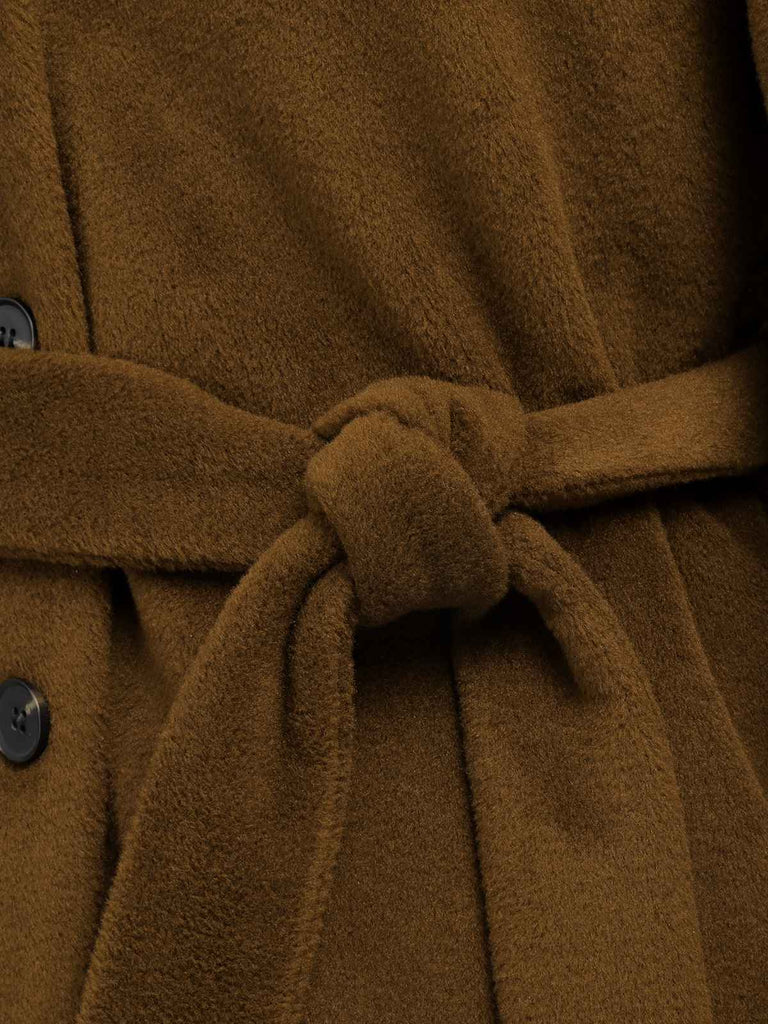 Manteau ceinturé à col en fourrure marron des années 1940