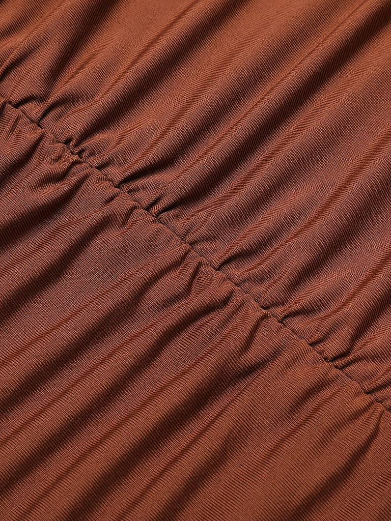 Robe de hanche plissée en maille Une manche solide des années 1960