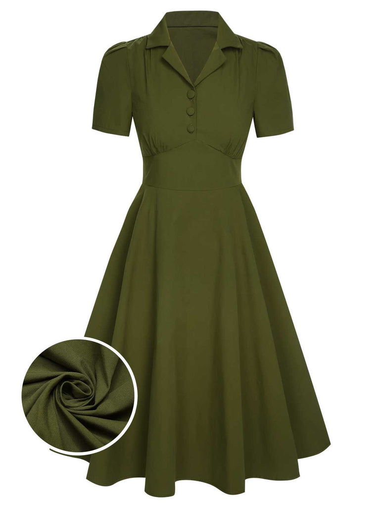 Robe unie boutonnée à revers vert armée des années 40