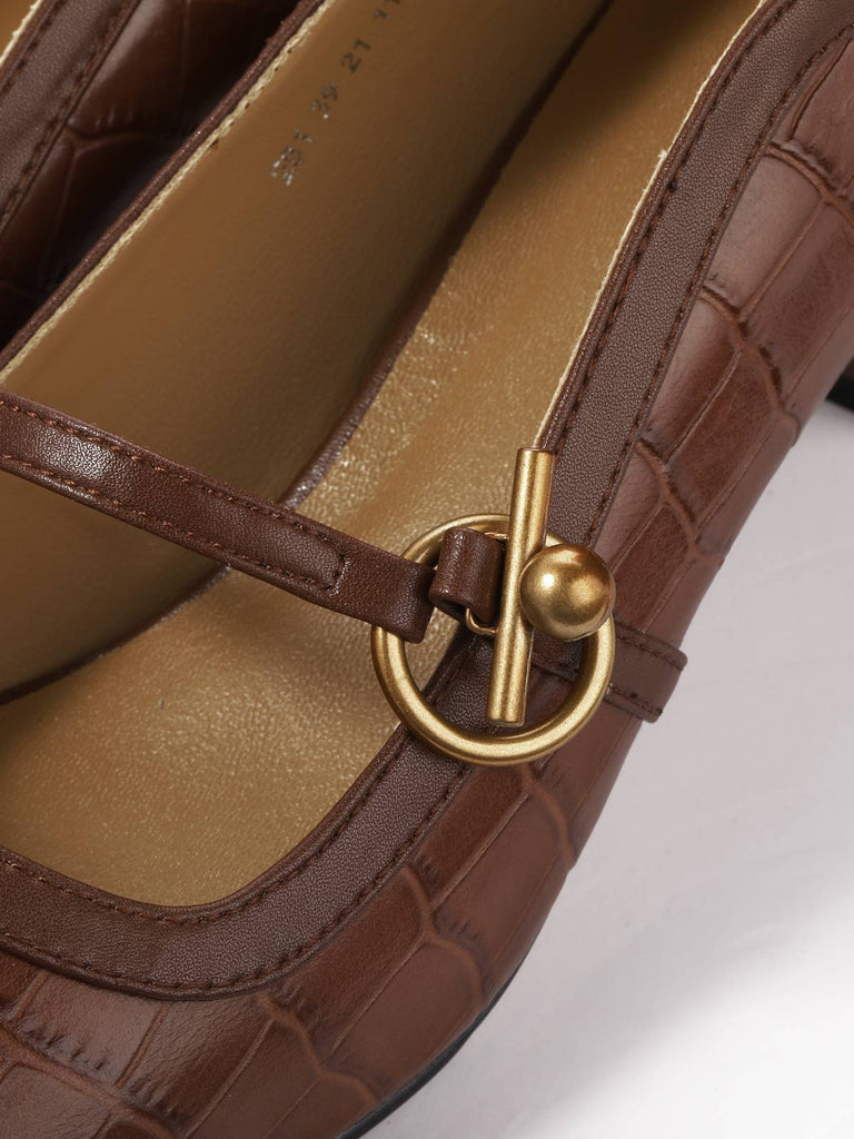 Chaussures rétro en cuir à bride cou-de-pied