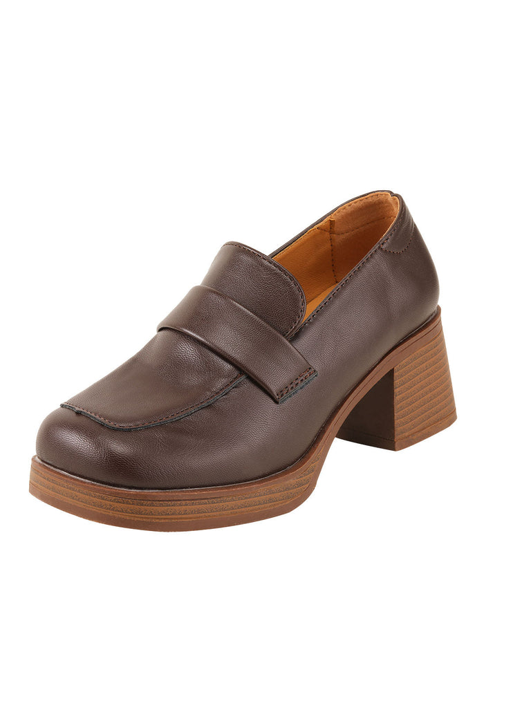 Gros talons hauts marrons rétro à bouts carrés épais