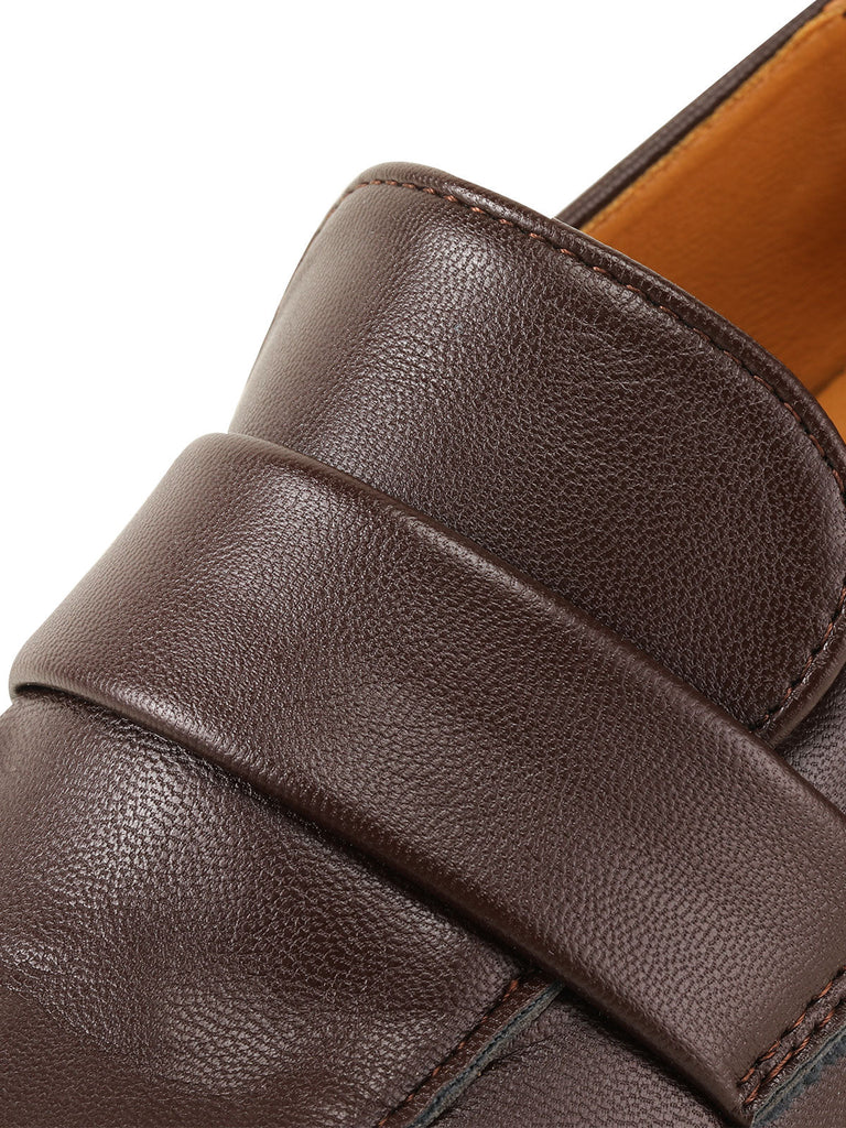 Gros talons hauts marrons rétro à bouts carrés épais