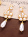 Boucles d'Oreilles Pendantes Fleur Blanche Perle