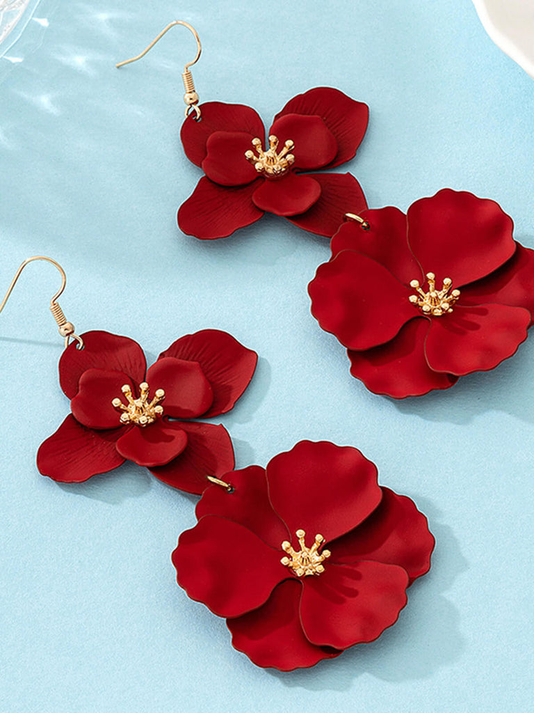 Boucles d’oreilles pendantes florales à pétales rouges vintage