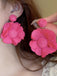 Boucles d'oreilles florales 3D en maille rétro