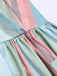 Robe de poche rayée arc-en-ciel à col en V des années 1950