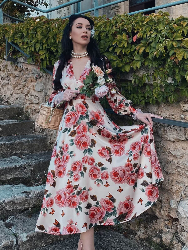 Robe à manches bouffantes à col en V et roses Cocktail