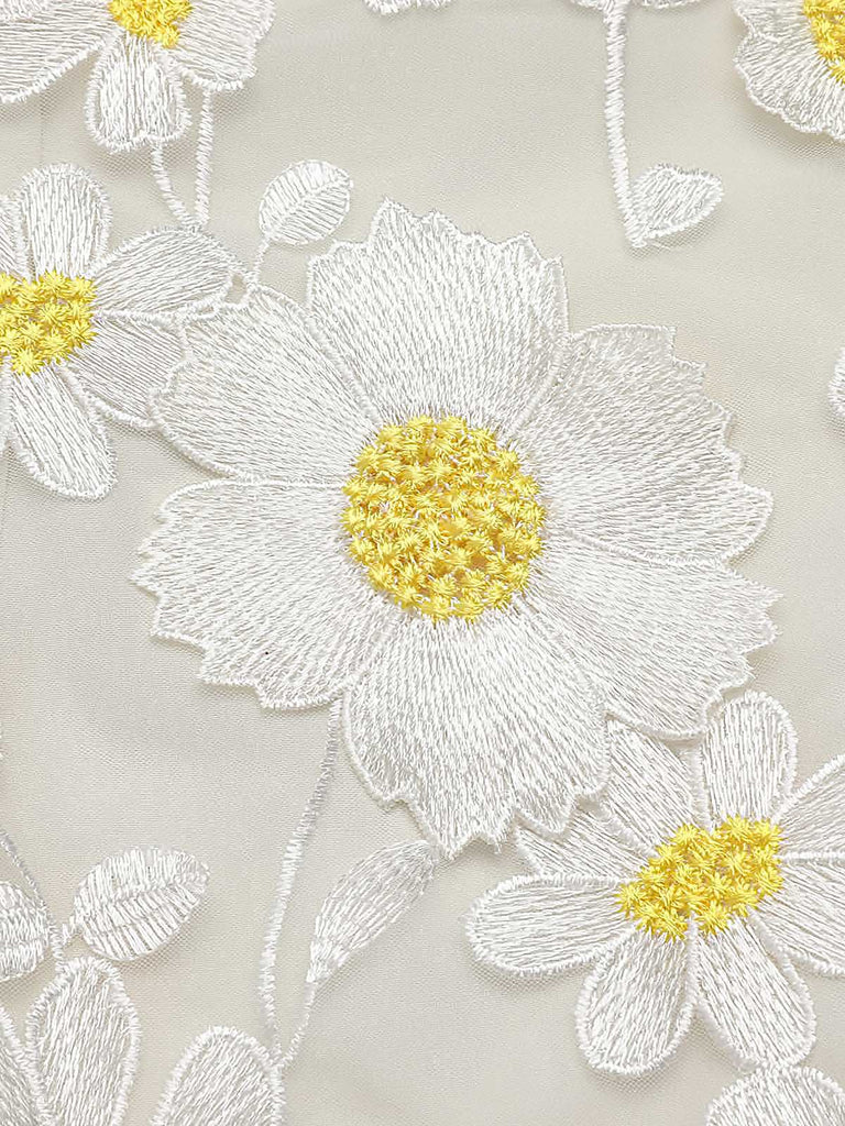 Robe vintage blanche des années 1950 3D Marguerite rêveuse